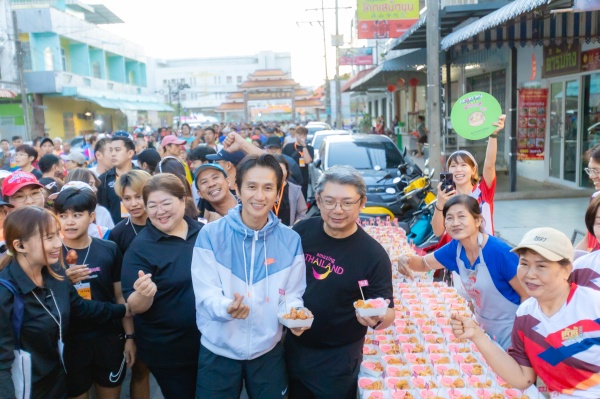 ททท. จัด “Heart ใหญ่ ไม่พรือ ทอดไก่ ไม่ทอดทิ้ง” เดินหน้าแคมเปญ Smile @ South ฟื้นท่องเที่ยวใต้